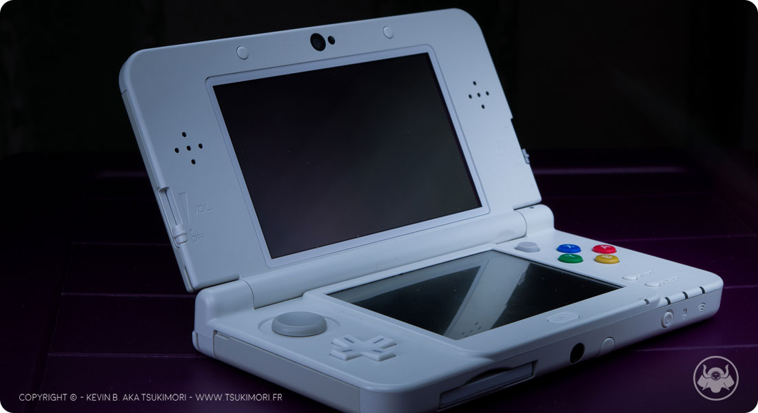 Nintendo 3DS - Packshot / Light painting - Sketchbook by Tsukimori - Featured